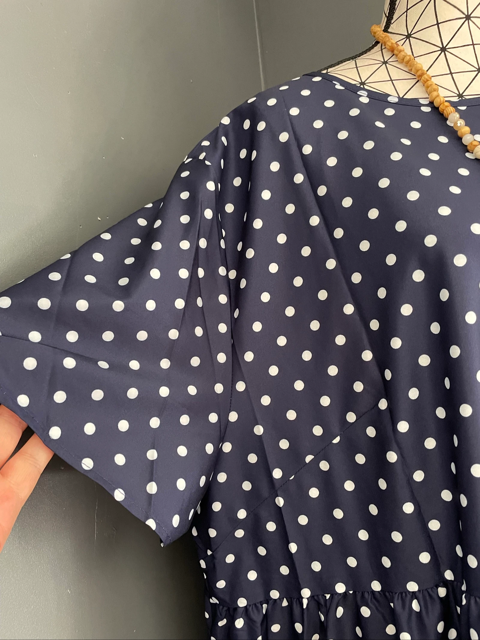 💖 vestido longo azul marinho com poás brancos plus size 54 fluido chique mangas curtas 💖 – photo 3
